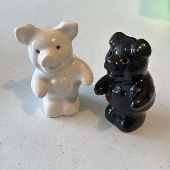 Black and White Bear Figurines - Picture 3 of 7